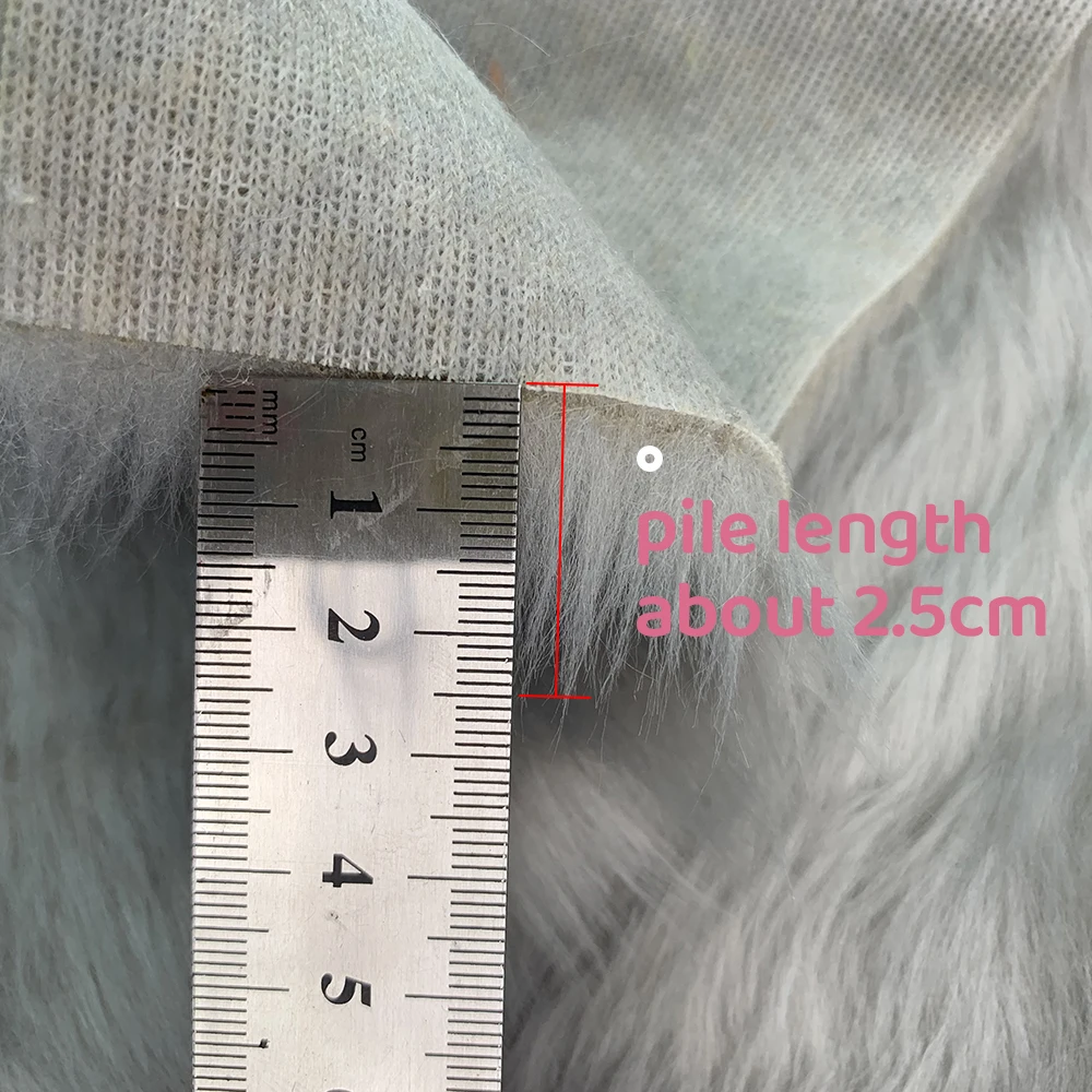 2.5cm Fur Imitate Fabric 30x50cm Polyester Fiber Medium Thickness Woven Technics Cosplay Fursuit Fur Material