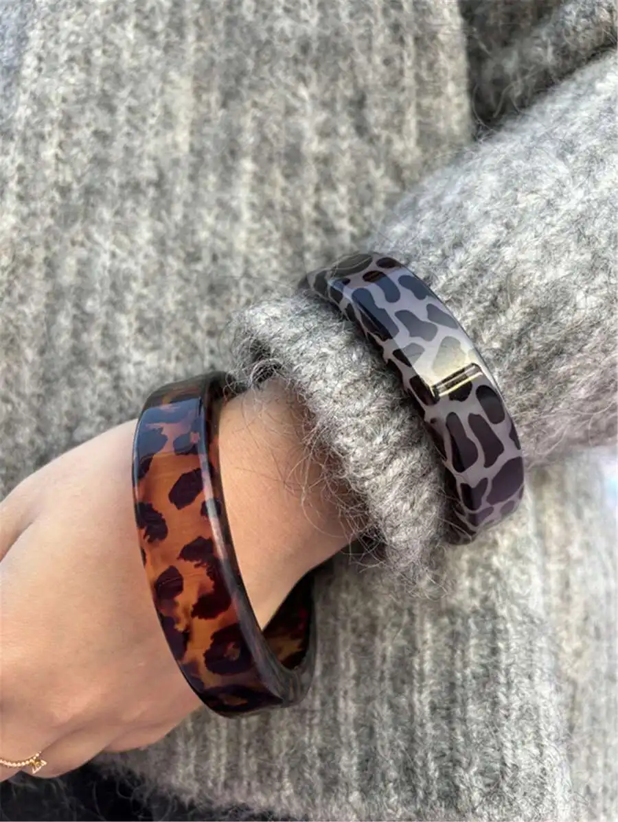 HUANQI Fashion Leopard Print Pattern Geometric Round Resin Bangle Bracelet for Women Girls Jewelry Gifts 2024