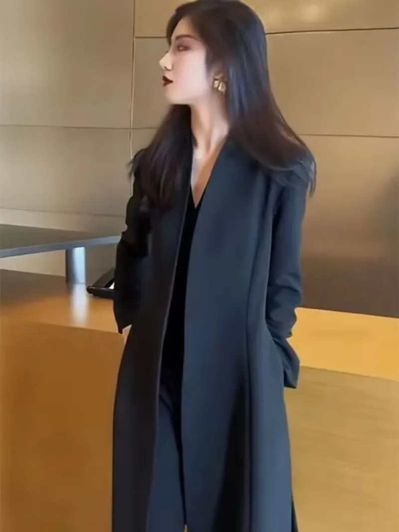 High-Quality Women's Clothing Spring 2026 New Temperament Fashionable Solid Color Clean Version Trench Coat Black Windbreaker - view 3