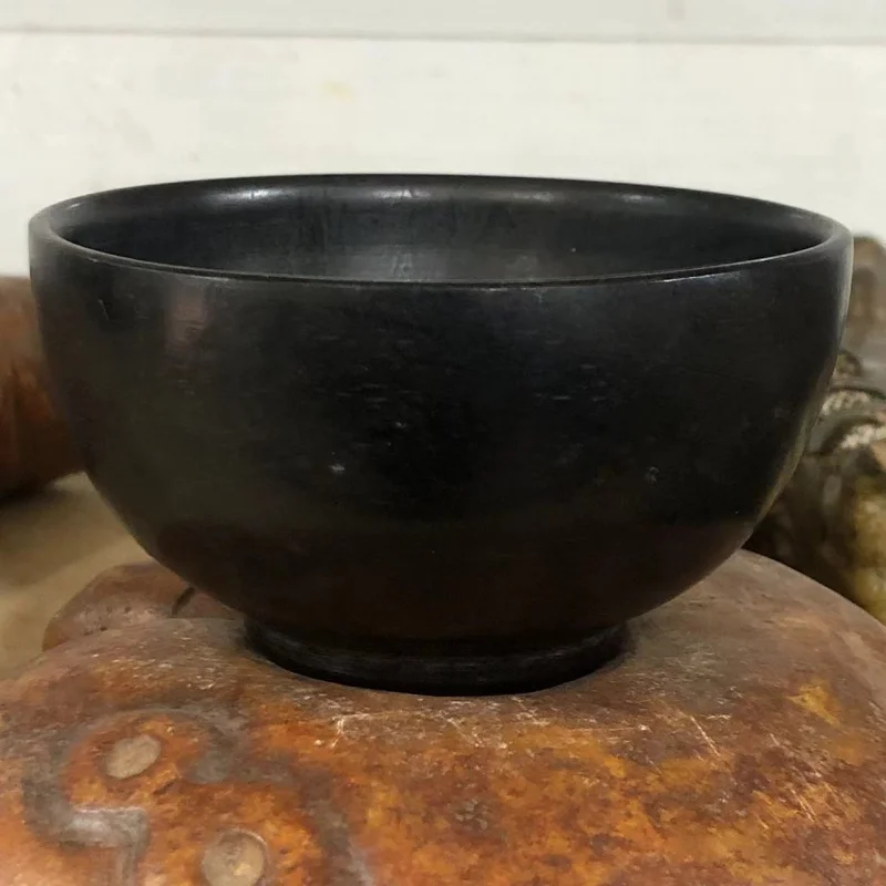 

Antique Miscellaneous Hongshan Culture Antique Jade Black Iron Meteorite Large Bowl Rough Stone Bowl Crafts Wholesale