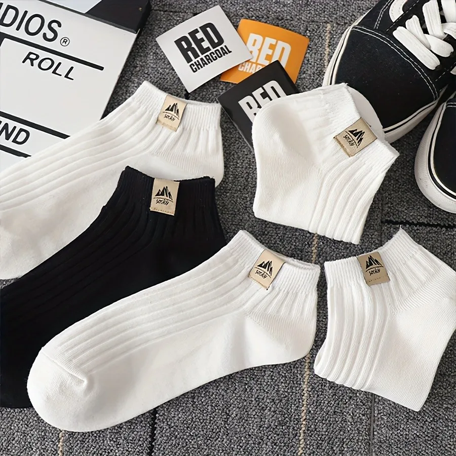 

10 Pairs All-Season Snow Capped Mountain Socks, Trendy Casual Socks Suitable For Daily Commuting And Outdoor Wear