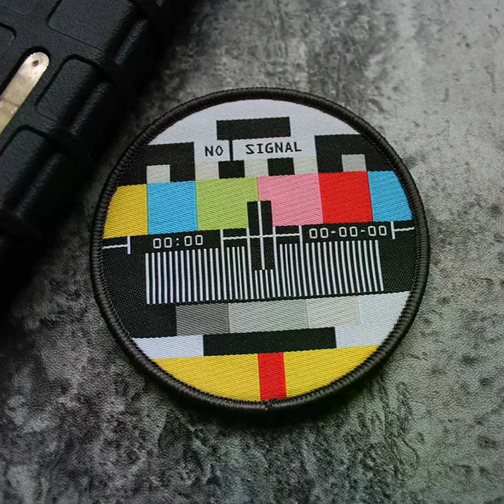 TV Has No Channels Patches for Clothing NO SIGNAL Badges on Backpack Fun Nostalgic Hook and Loop Military Morale Applique Patch