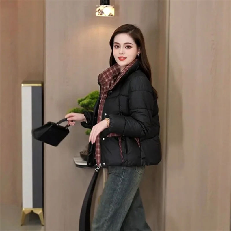 Cappotto corto imbottito in cotone moda donna inverno 2025 nuovo piumino spesso donna Parka cappotto casual cappotto stile occidentale top