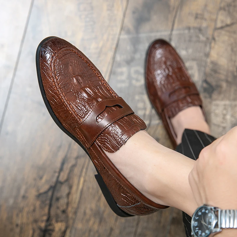 

Luxurious Men's Crocodile Pattern Business Flat Shoes Men Designer Formal Dress Leather Shoes Men's Loafers Wedding Party Shoes