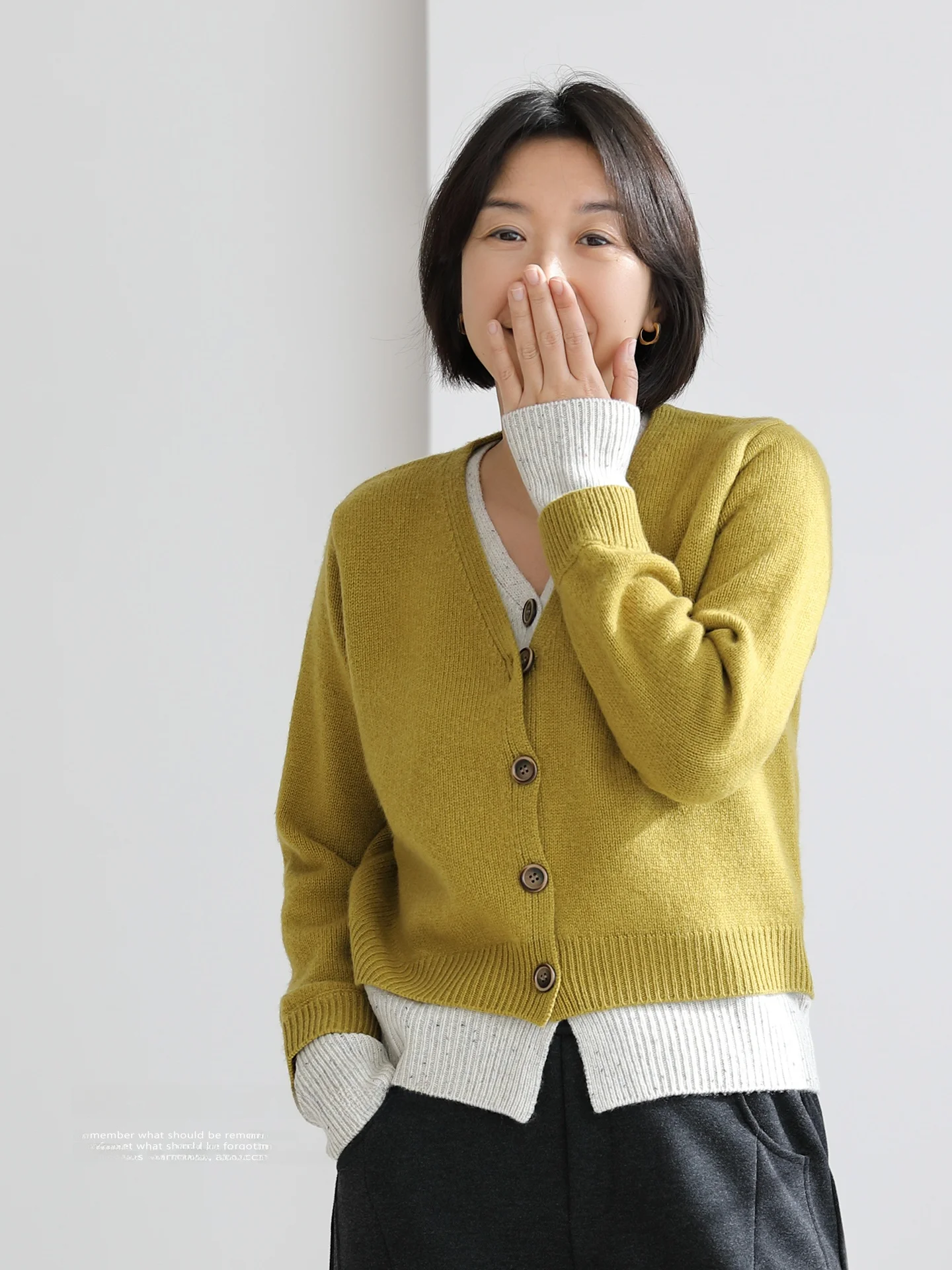 

Утепленный шерстяной вязаный свитер с V-образным вырезом и цветовыми блоками, повседневный женский модный топ с длинным рукавом, стандартный крой