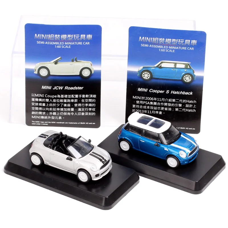 Pao Feng 711 1/60 Scale Mini Cooper S Hatchback JCW Roadster Diecast Car Model Toy Vehicles Miniatures Collection