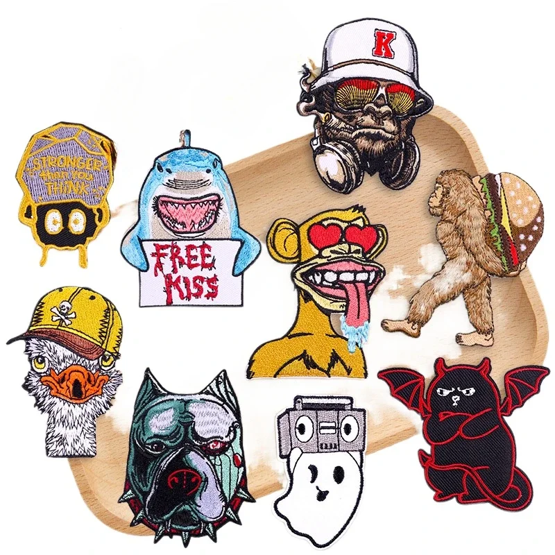 20pcs/Lot Luxury Anime Embroidery Patch Gorilla Bat Letter Hat Shirt Bag Clothing Decoration Accessory Craft Diy Applique