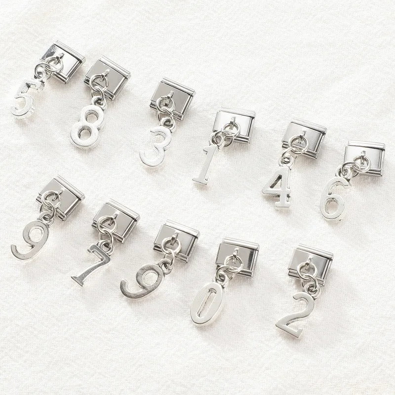 أحدث صيحات الموضة للرجال والنساء 26 قلادة بحروف إنجليزية وصلات ساحرة تناسب سوار 9 مللي متر من الفولاذ المقاوم للصدأ صنع مجوهرات ذاتية الصنع