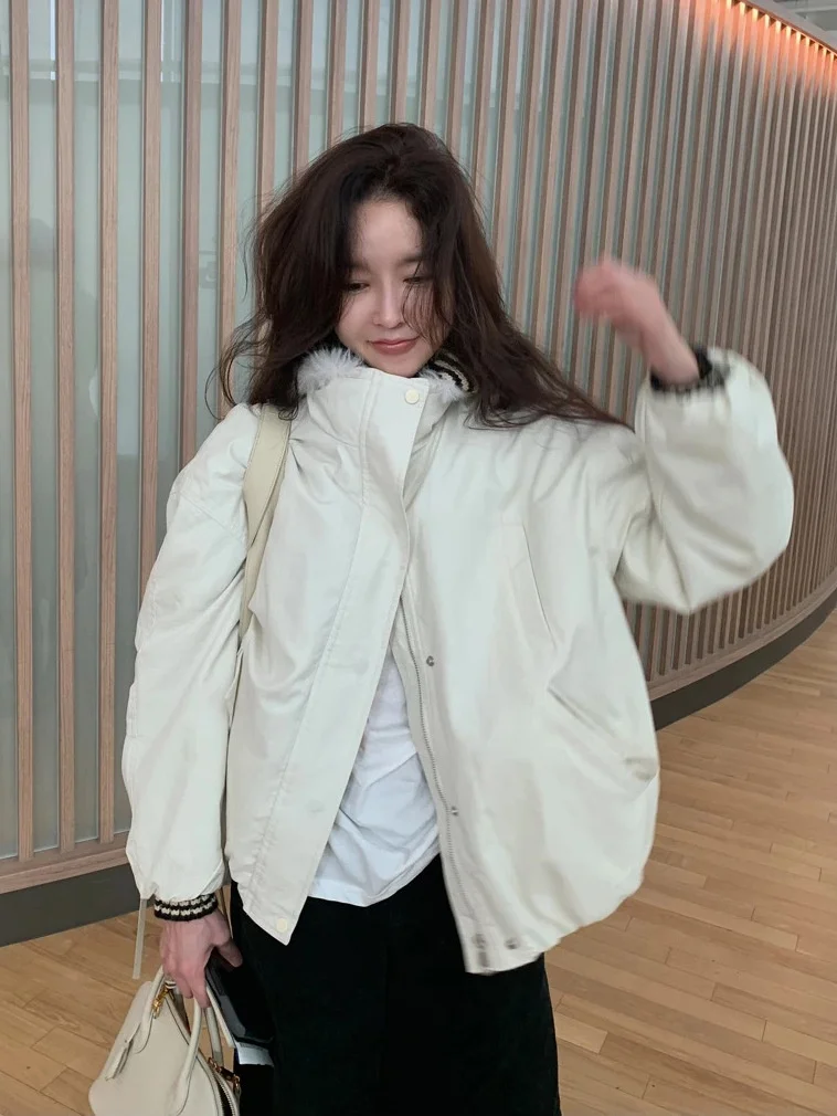 

Warm Faux Fur Lined Stand Collar Parka Jaet Women's Outerwear Windproof Breathable Long Sve Zipper Closure Color