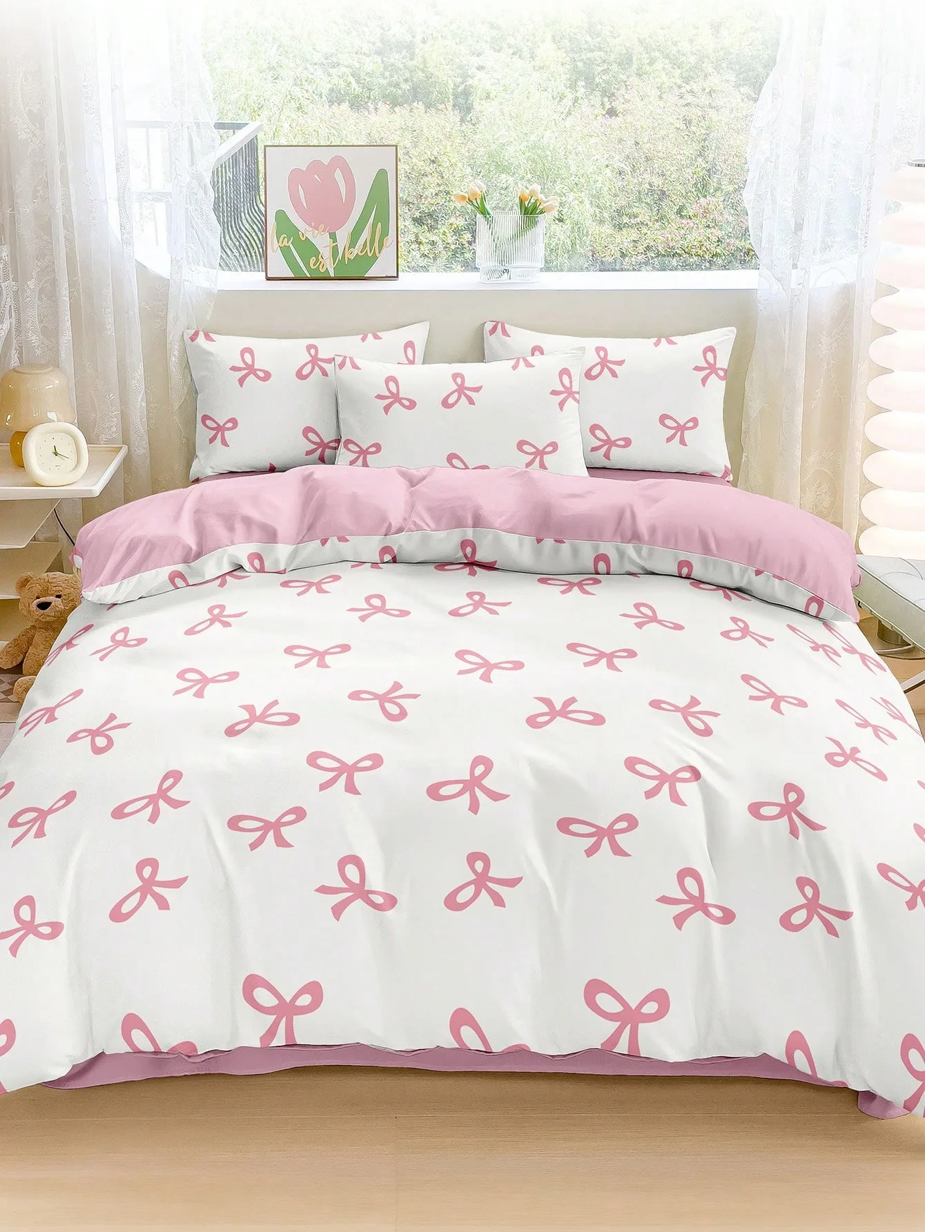 Duvet Cover Set Pink Bow Print Soft and Comfortable Sweet Girl Style Bedroom Decor Suitable for Single/Double/Queen Size Bed