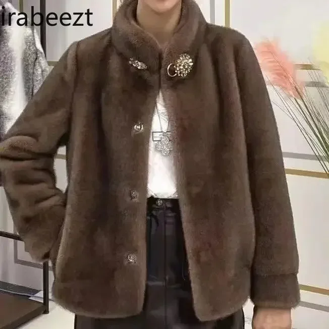 The New Autumn/Winter 2024 Ermine Fur Mink Fur Thickened One Fashion Coat Shows Slimming Short Style Jackets for Women