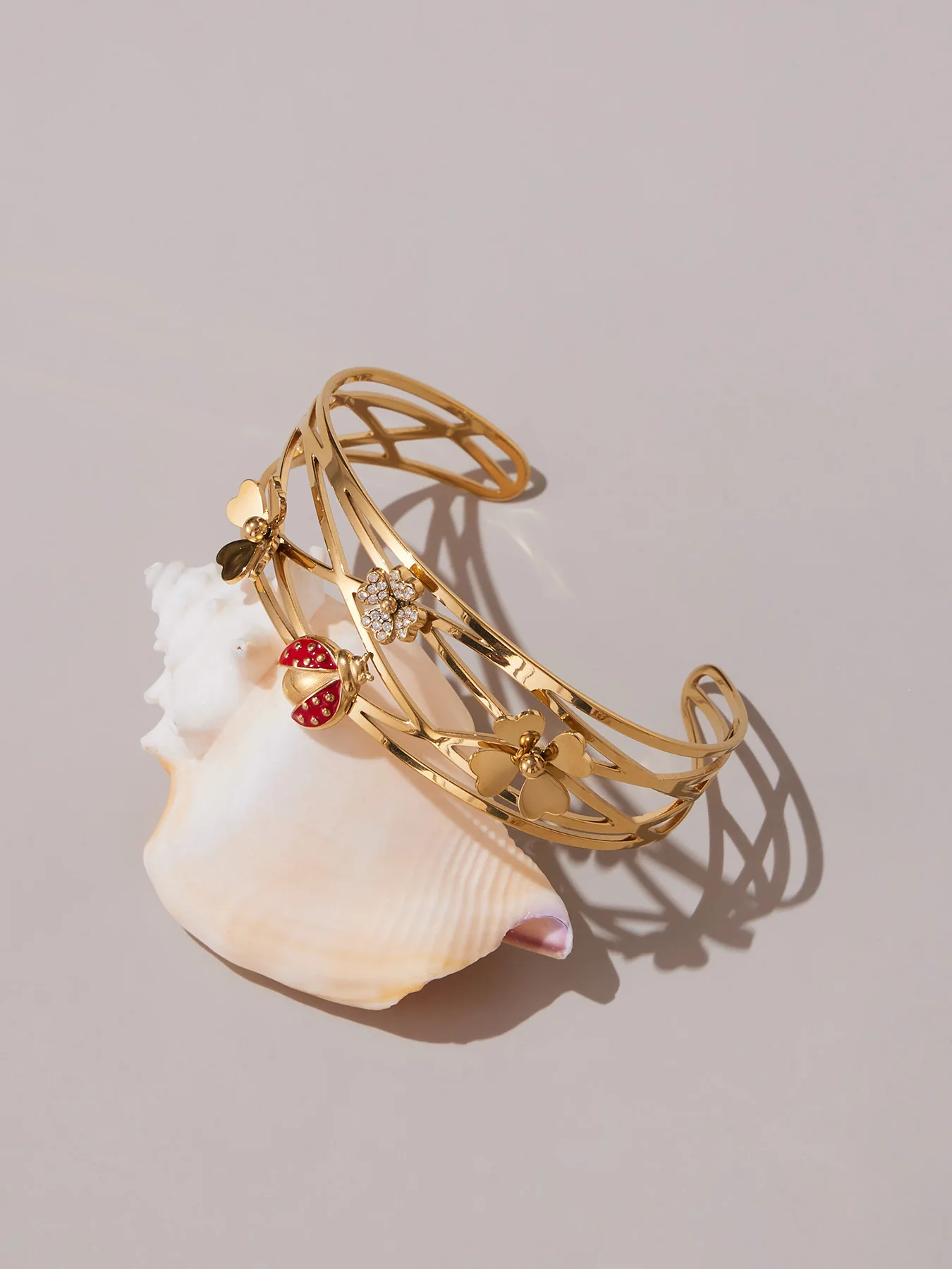 New Fashionable  5A Zircon Flower Ladybug Hollow Three-layer Open Bracelet Made of Stainless Steel  Gold Color Bangles for Woman