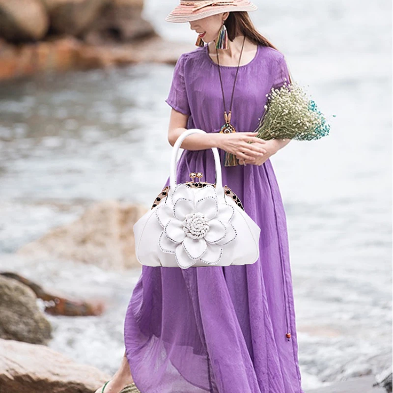 

2024 Women New Fashion Sweety Large Rose Flowers Tote Lady Charm Handbags Frame Shoulder Bag Dress Party Club Wedding Bag