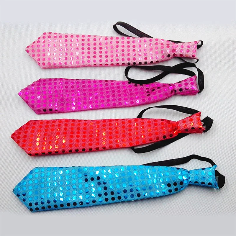 New Crazy Wedding Party Time Party Supplies Festival Led Wedding Halloween Party Accessories Glow-in-the-dark Bright Materials