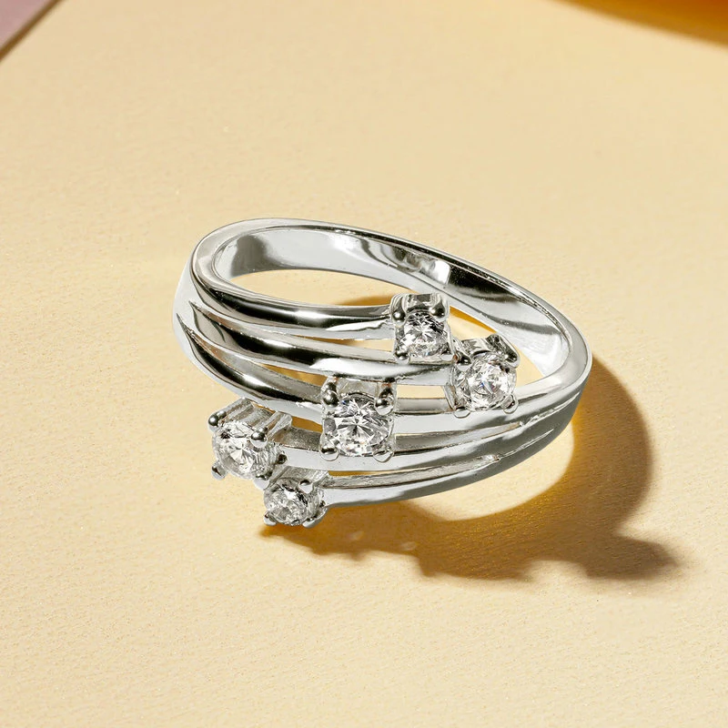 رائعة 14k مطلية بالذهب متناظرة السيدات خواتم تألق AAAAA مكعب زركونيا خاتم الموضة للنساء تاريخ مجوهرات الحفلات هدية