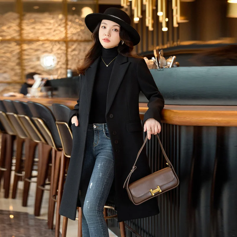 Casaco de lã feminino2025 outono inverno engrossado elegante estilo deusa profissional formal meados de comprimento trench casaco de lã
