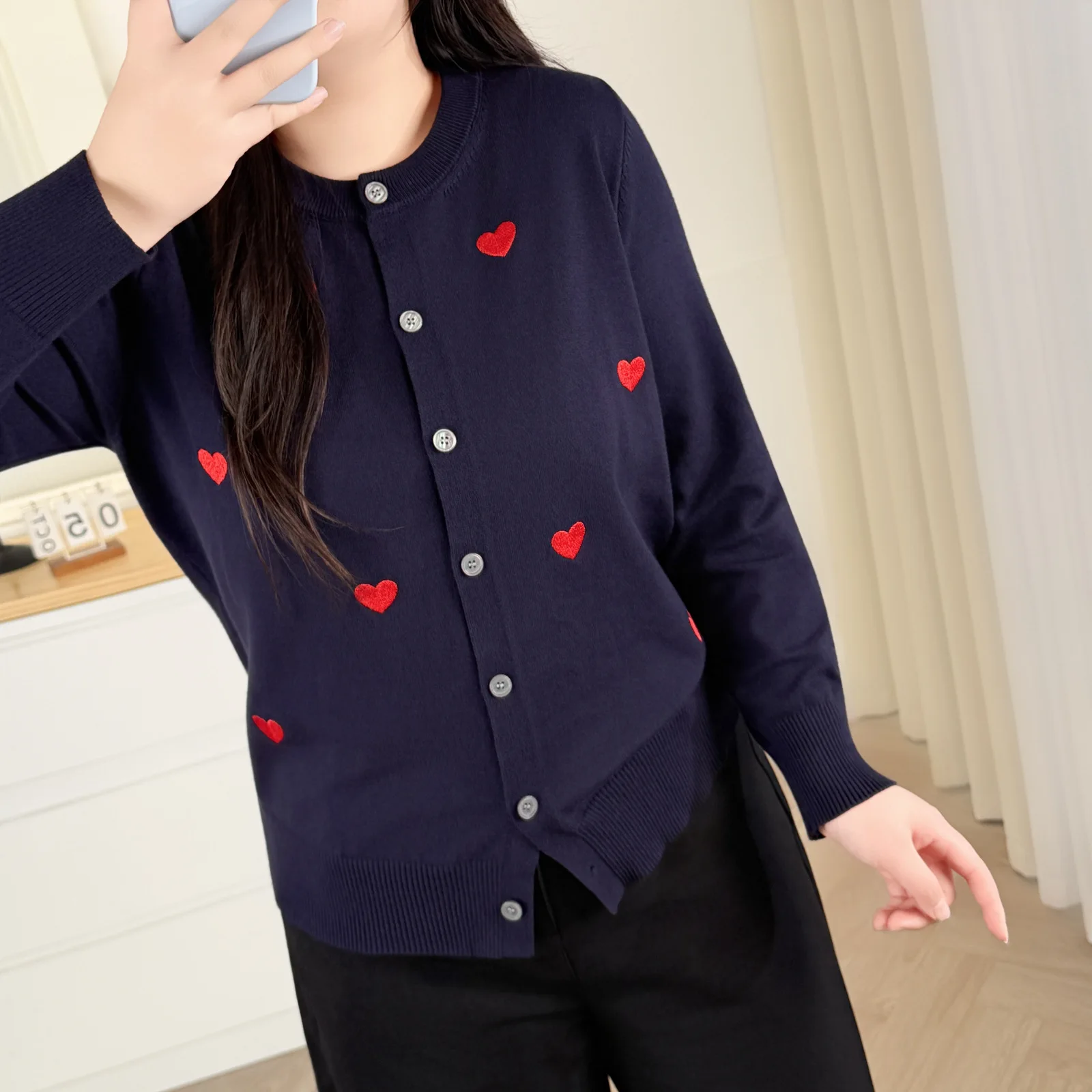 

XXXXL Fashion Plus Size Woman Clothing Sweater 2026 Spring New Style Casual Embroidered heart-shaped Knitted Cardigan 535