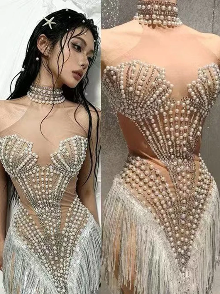 

Сексуальное белое золотое женское платье до середины икры со стразами и жемчужной бахромой для латинских танцев, блестящее платье до середины икры, фотосессия на день рождения, сценическое соревнование