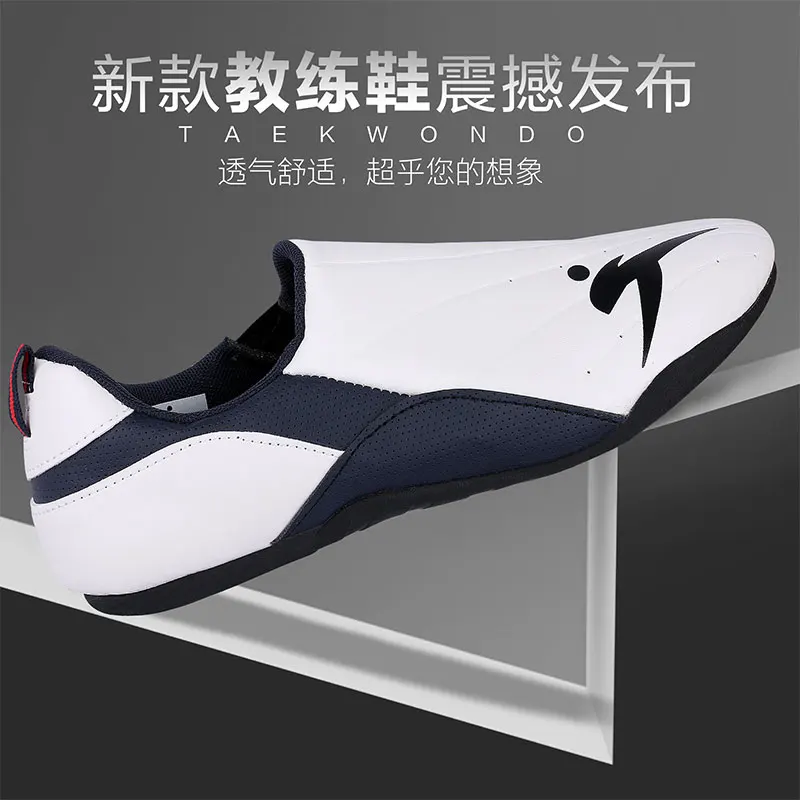 2024 Popular Men Tai Chi Shoes White Martial Arts Shoes Women Comfortable Taekwondo Shoe Big Boy Soft Sole Indoor Gym Shoes Man