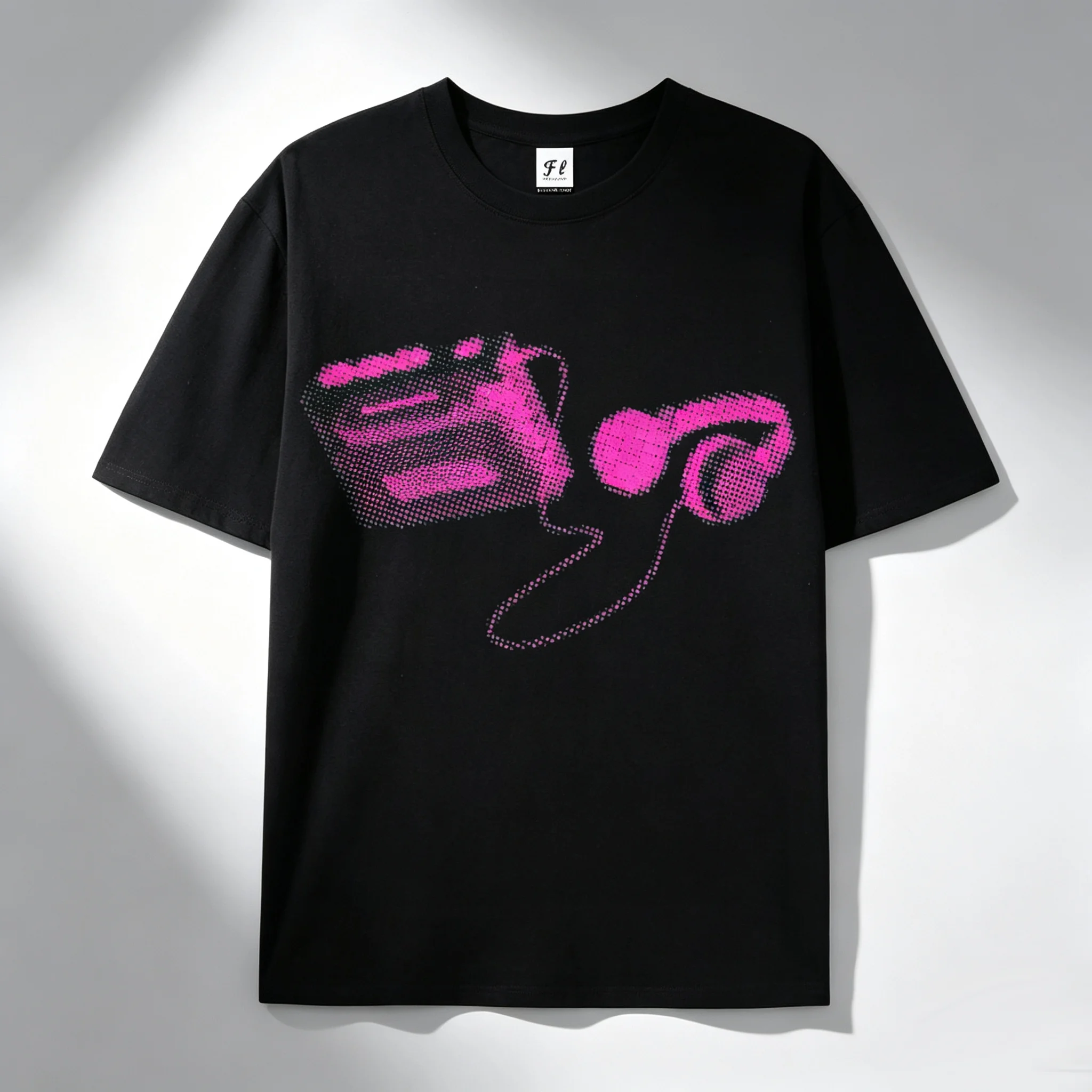 Retro Cassette Walkman Headphone Graphic T‑Shirt Y2K Halftone Dot Print Women Short Sleeve Loose Streetwear Tops
