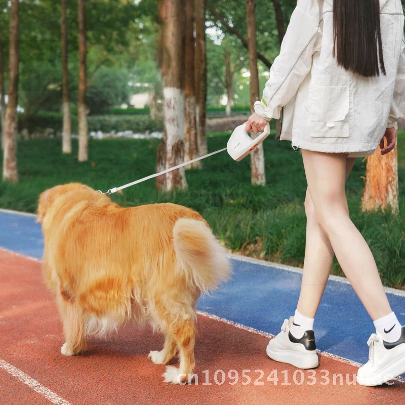 

5m Retractable Traction Rope for Small to Medium Dogs And Cats Outdoor Walking Pet Supplies Universal ABS TPU Polyester