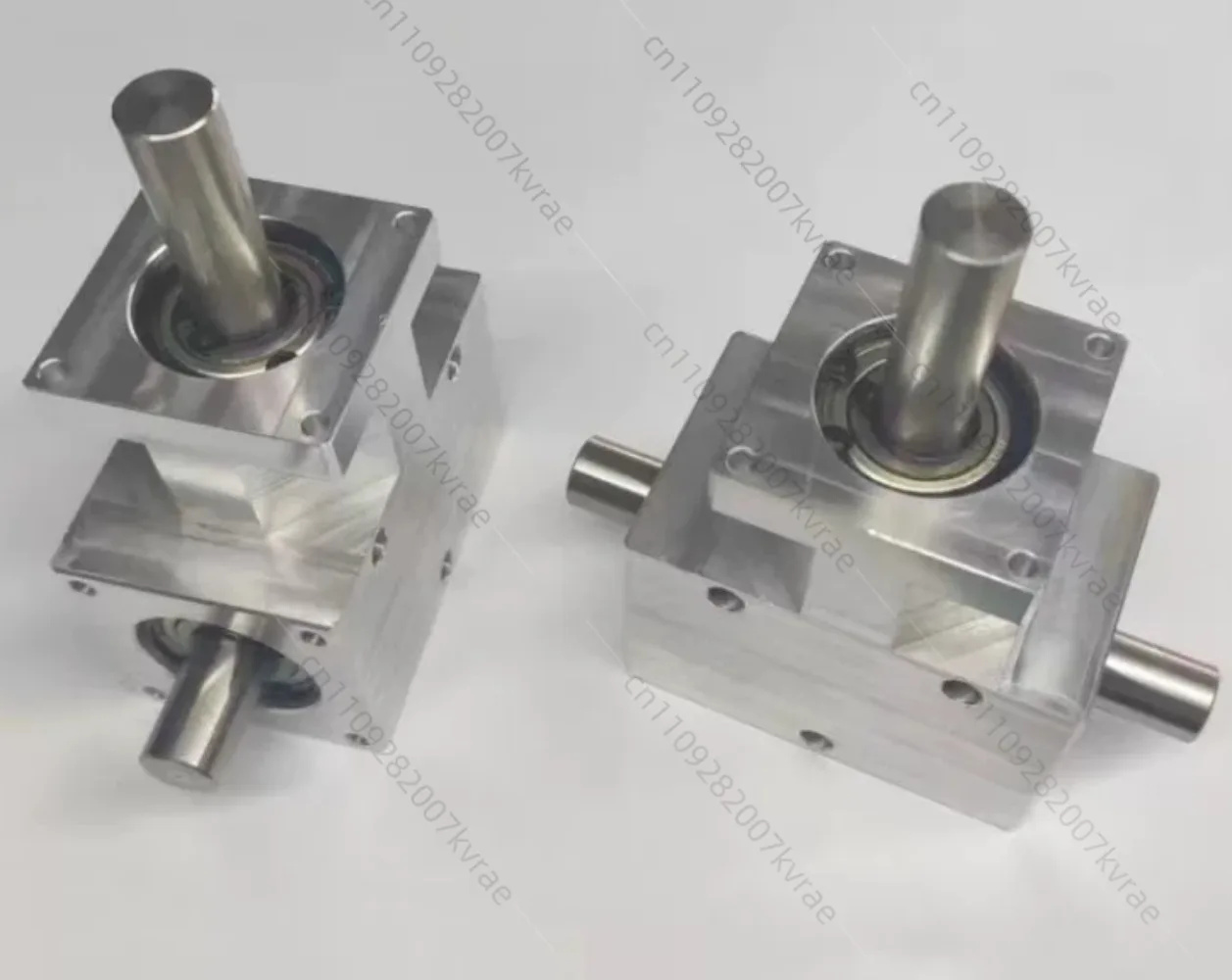 Angle Gear 1:1 Spiral Bevel Gear Shaft 12mm Co-Direction Double Output Shaft 90-Degree Differential Assembly Gearbox