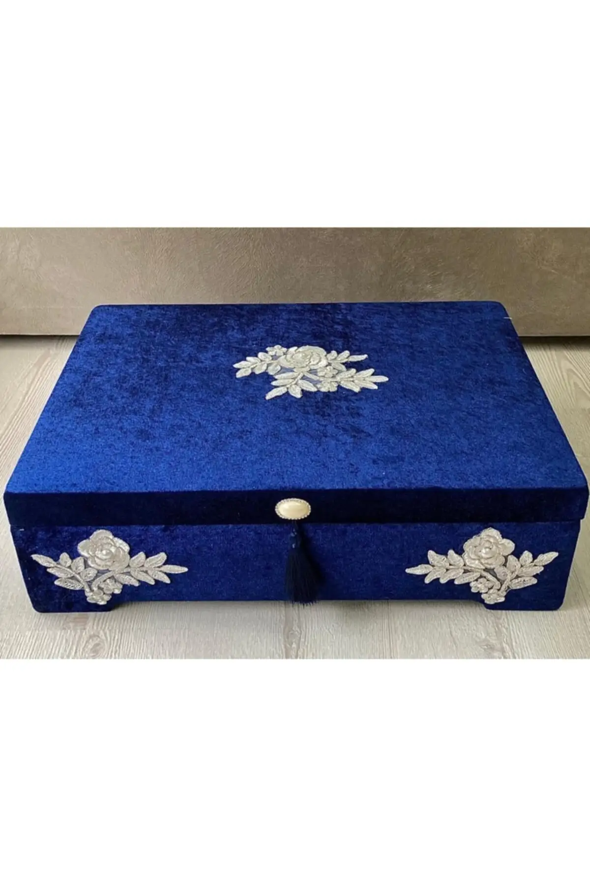 

DOLBOVI navy blue velvet crate set french guipure piece set 7 piece Meditation Rug