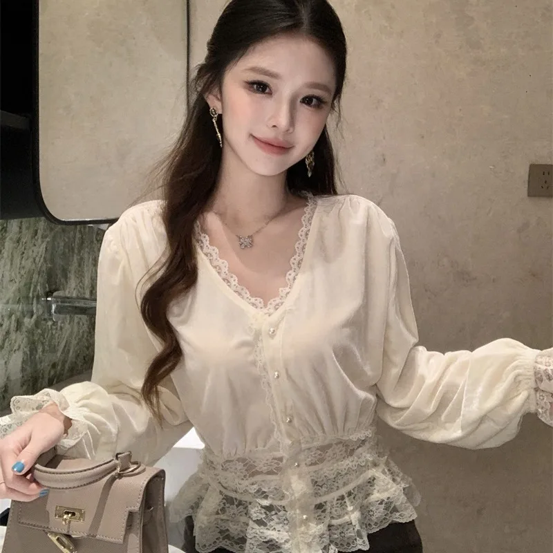 

Elegant Romantic Lace Splicing V-Neck Waist-Cinched Long Sleeve Velvet Shirt Beautiful Top Spring New Style Lady's Lace Shirt