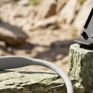 35*20*8cm Camera Neck Strap Wrist Mount For Insta360 Luna Ultra= ABS Secure First-Person POV Holder Black