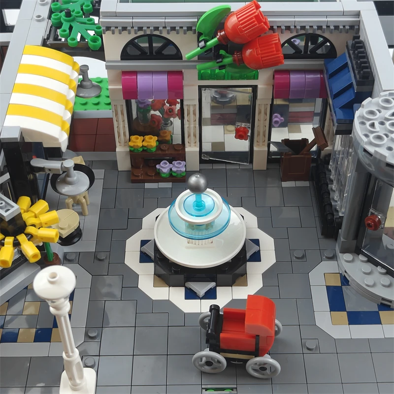 Assembly Square City House Model Classic Street View Architecture Toys Building Blocks High Quality Bricks 10255 Christmas Gifts