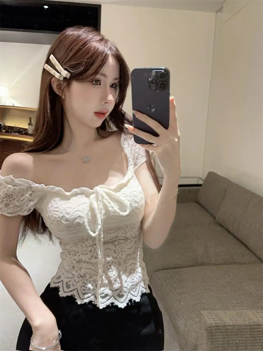 Sexy Sweet Short Sleeve Lace T-Shirt Women's Slim Fit Summer Top Hot Girl Style Pure Color Casual Fashion Upper Body
