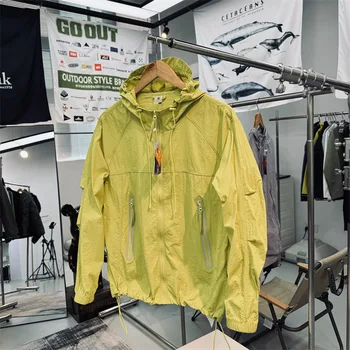 UPF50+Men's Hooded Windbreaker Jacket - Ultra Light Summer Zipper Pocket Elastic Cuffs Suitable for Outdoor Hiking and Running