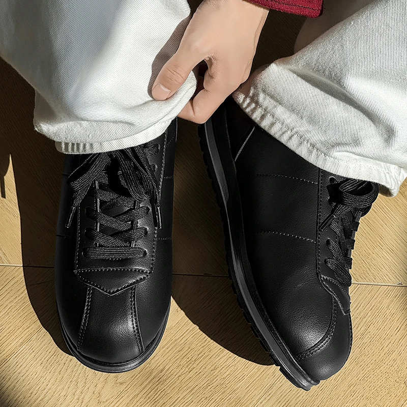 

Four Seasons Hot Selling Sports Shoes Outdoor Casual Shoe Lightweight Couple Style Niche Skateboarding Shoe Solid Color Simple