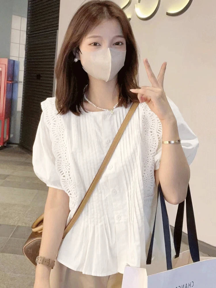 

Elegant Hollow out Lace Short Sleeve Women's Chiffon Shirt Summer 2026 New Design Thin Top Casual Loose Fit Button Detail