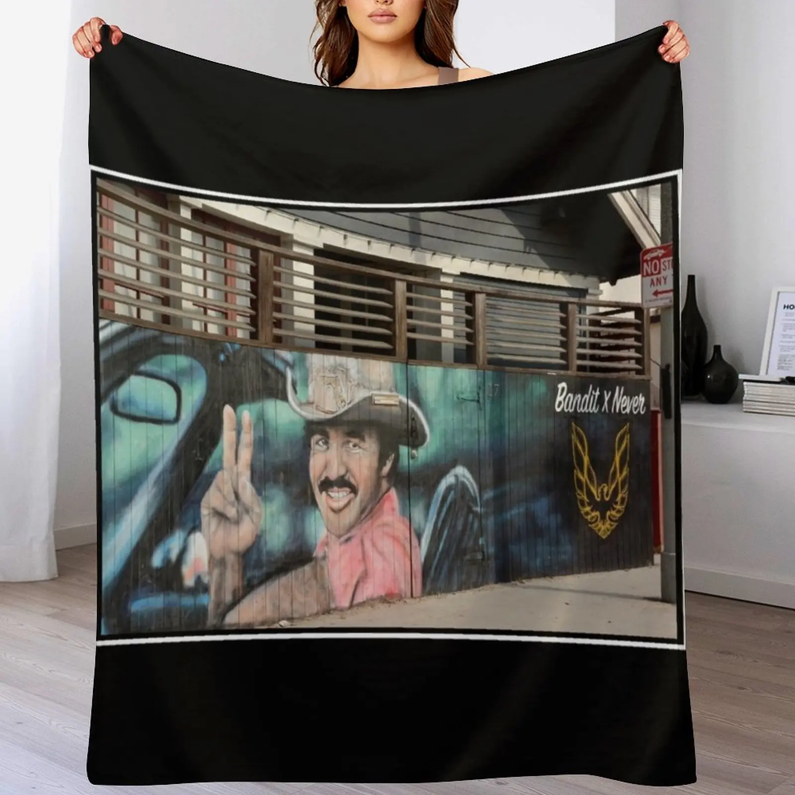 

Burt Reynolds - Smokey & the Bandit Throw Blanket Portable Lightweight Blanket for Travel Camping