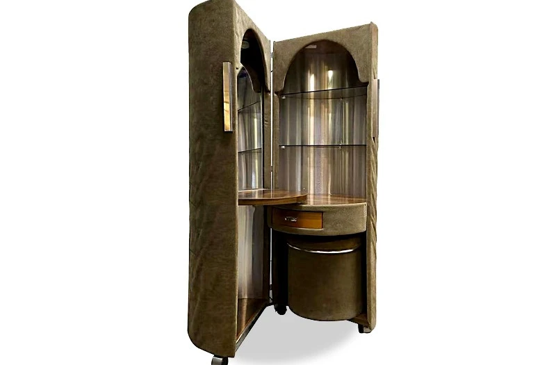 Creative high-end solid wood metal dresser, home designer light luxury flannel dresser