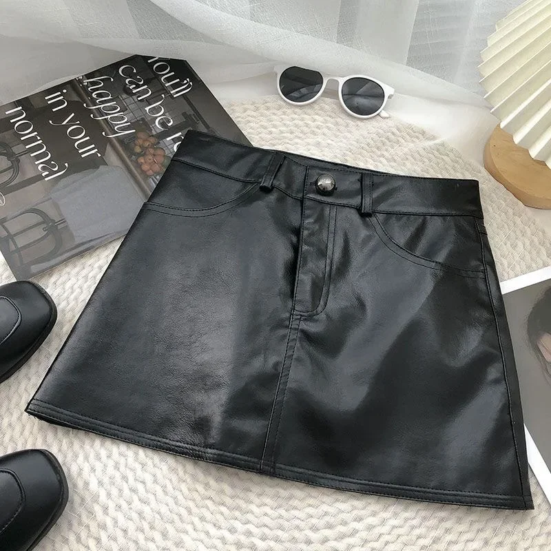 3-15 baby girls pu Leather Short Skirt One Button Elastic Belt Waist Anti Walk Shiny Shiny Childrens teen Leather skirts shorts