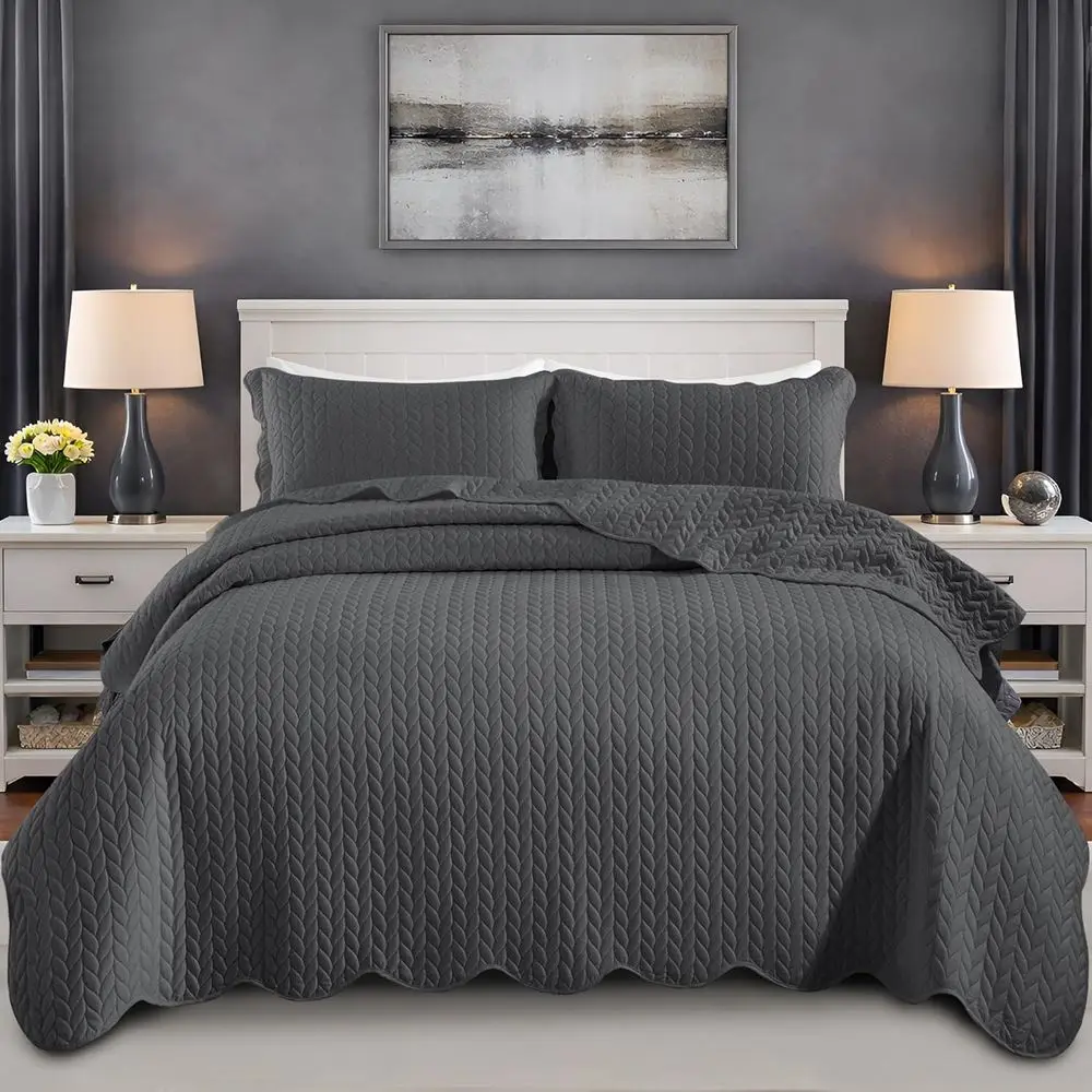 Twin Quilt Bedding Set (68” x 86”) - Bulk Pack o 10 Wholesale or Hotels, Gt Bedroom & Airbnbs - Lightweight Microiber Reversible