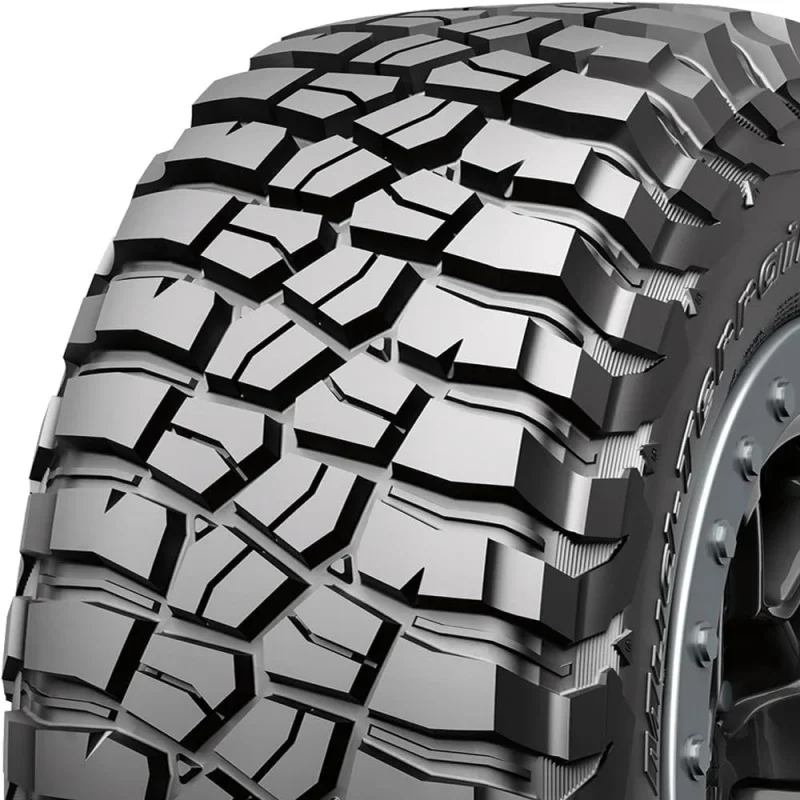 Mud Terrain T/A KM3 Radial Car Tire for Light Trucks, SUVs, and Crossovers, 32x11.50R15/C 113Q