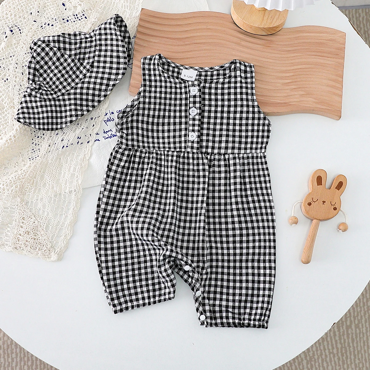 Summer baby girls casual and refreshing black and white plaid round neck tank top and jumpsuit shorts