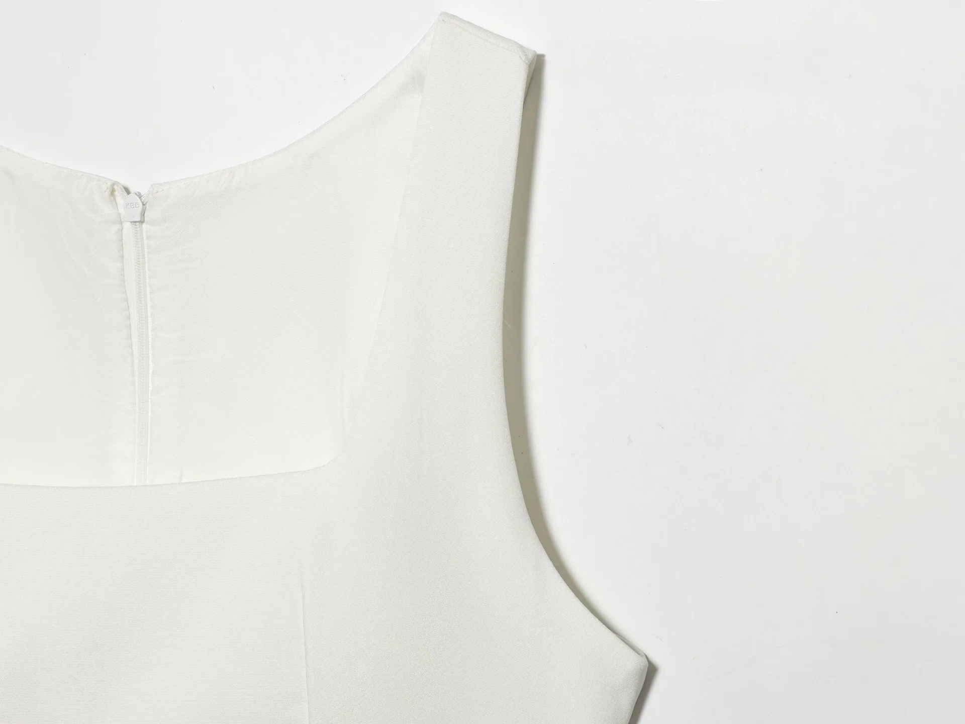 Fanan Elegantes Tailliertes Ärmelloses Kurzkleid Damen Rundhals-Kurzcape Geburtstagskleid Damen Bankett-Partykleid Neu – Detail 11