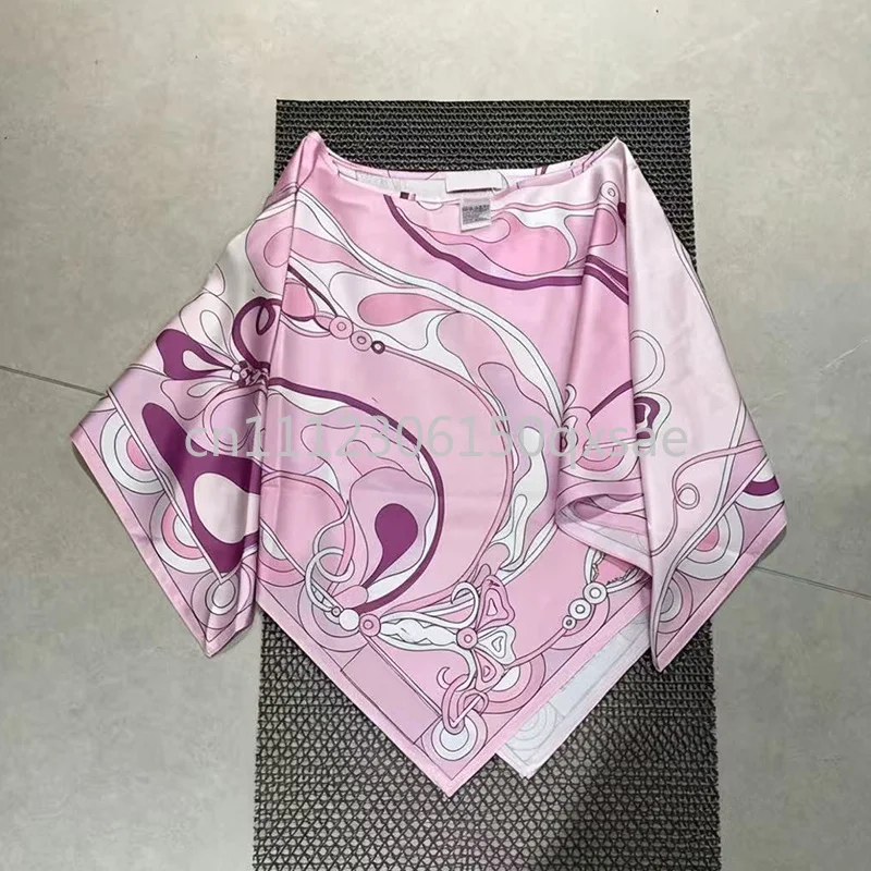 Classic Design Women's Shorts Sets with Designer Signature Letter Logo Luxury Brand Women's Loose Cloaks Top Sets view 5