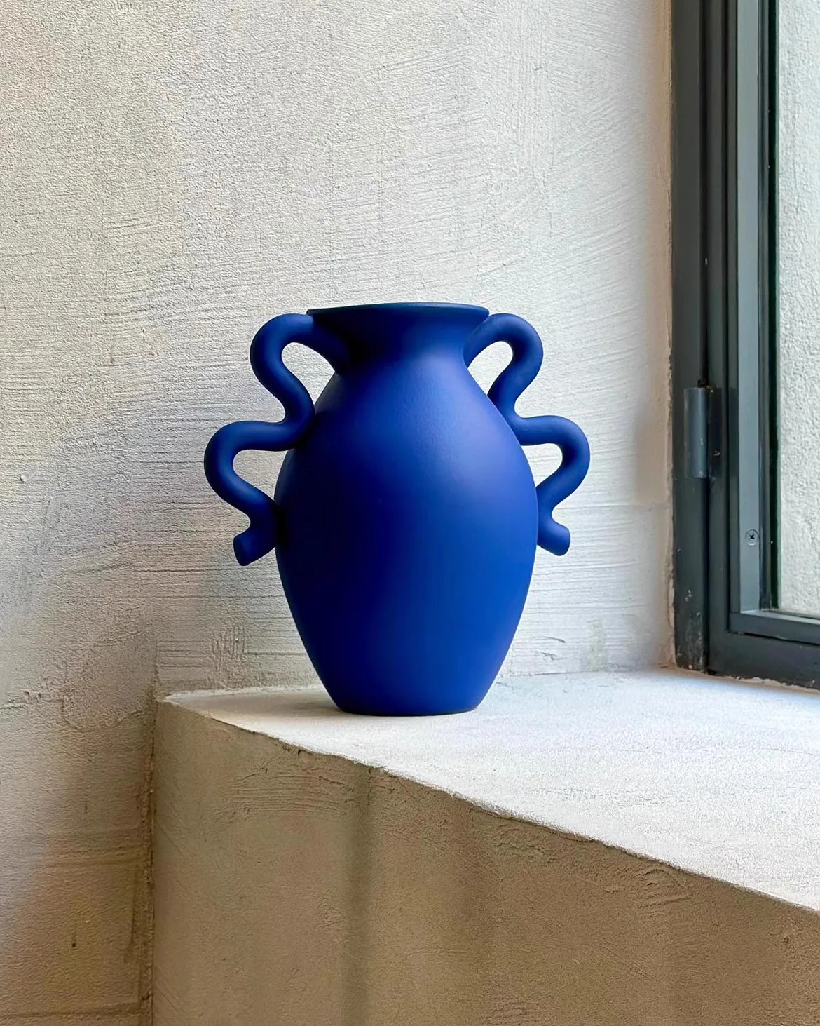 

Blue Simple Ceramic Flowers Vase Home Decor Crafts Room Wedding Decoration Wine Cabinet Pot Matte vase Ornament