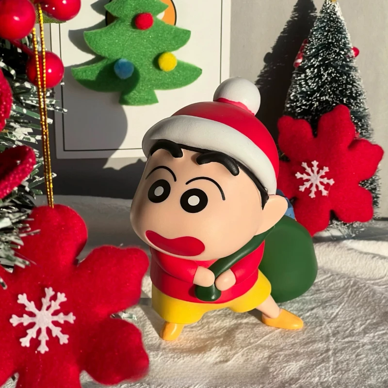 Crayón de Navidad de Anime de 13CM, figuras de acción Shin-chan, crayón Shin-chan, entrega de regalos de Navidad, modelo de PVC, adorno de muñeca de escritorio