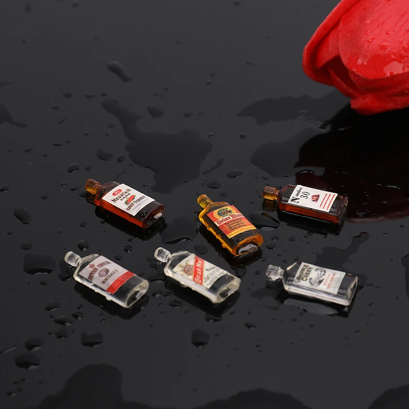 Juego de 6 unidades de botellas de vino y whisky en miniatura para casa de muñecas, modelo 1:12, Mini simulación de decoración para casa de muñecas, accesorios de juguetes