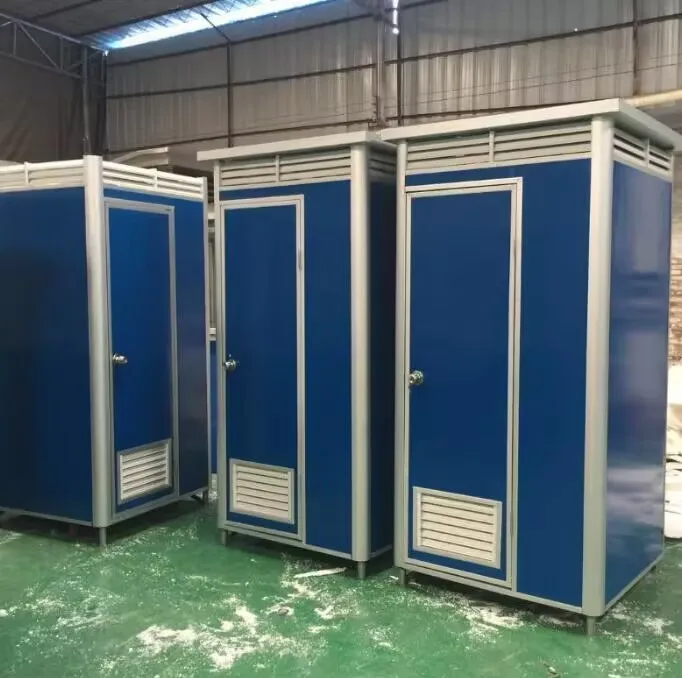 Construction Site Mobile Toilet HDPE Integrated Mold Resist Dust Rain Low Maintenance Highway Bridge Portable Mobile Toilet