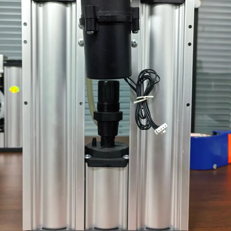 Oxygen concentrator with pump molecular oxygen generator tower