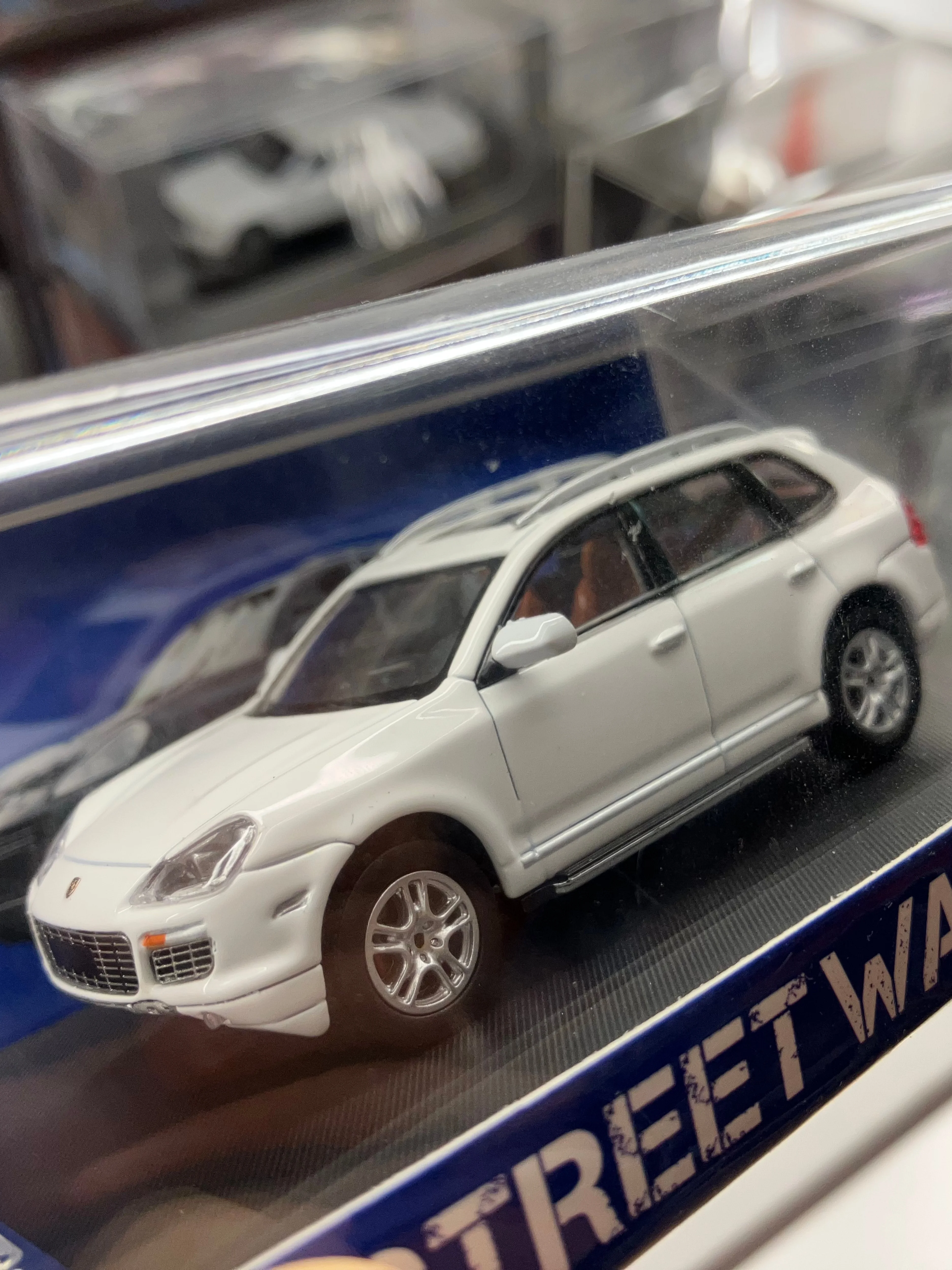 

SW 1/64 Turbo S SUV Diecast Model Car Collection Limited Edition Alloy