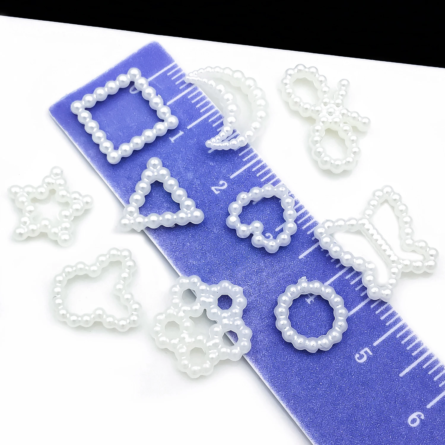 100pcs acrylic beige nail art geometric hollowed-out imitation pearl patch for mobile phone shell nail art decoration