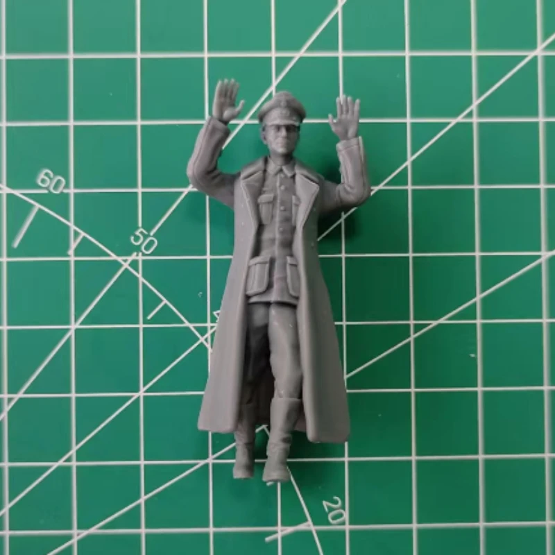 Kit modello figura in resina pressofusa in scala 1/35 Prigioniero tedesco della Seconda Guerra Mondiale smontato e non verniciato